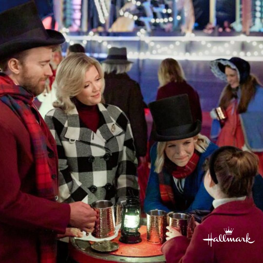 TWI Hallmark Movie Moment Lantern Light Tour - Whaler’s Inn